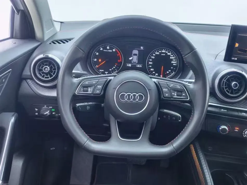 2022 Audi Q2L 1.4T 150HP L4 7DCT,autocango,china used car exporter,china ev exporter,chinese used car exporter,chinese used ev exporter