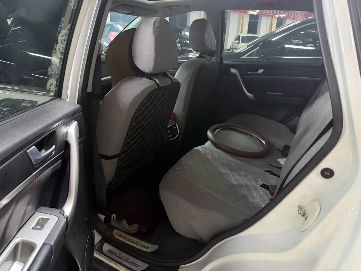 2019 Haval M6 1.5T 150HP L4 7DCT,autocango,china used car exporter,china ev exporter,chinese used car exporter,chinese used ev exporter