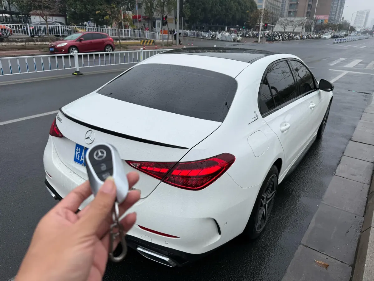2025 Mercedes-Benz C Class 1.5T 204HP L4 9AT,autocango,china used car exporter,china ev exporter,chinese used car exporter,chinese used ev exporter