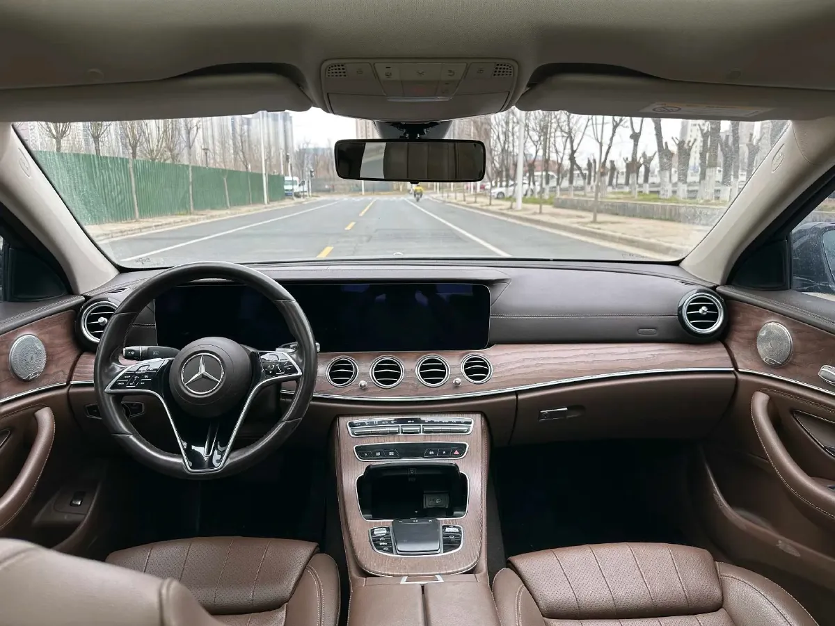 2021 Mercedes-Benz E Class 2.0T 197HP L4 9AT,autocango,china used car exporter,china ev exporter,chinese used car exporter,chinese used ev exporter