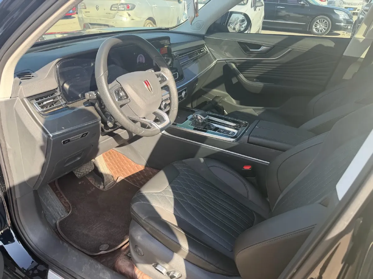 2023 HongQi HS5 2.0T 252HP L4 8AT,autocango,china used car exporter,china ev exporter,chinese used car exporter,chinese used ev exporter