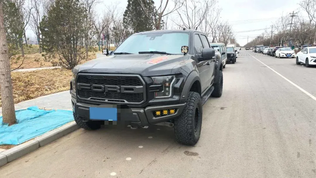 2018 Nissan Patrol 4.0L 279HP V6 7AT,autocango,china used car exporter,china ev exporter,chinese used car exporter,chinese used ev exporter