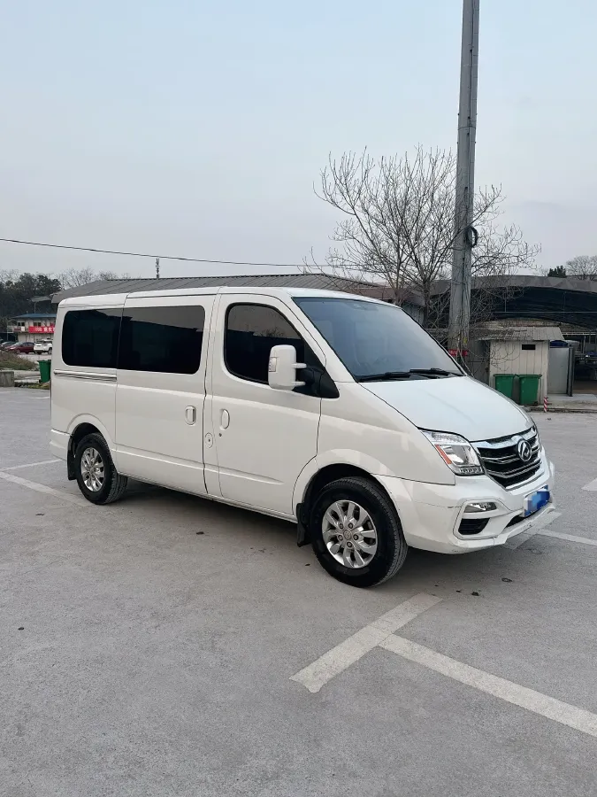 2021 MAXUS XinTu V80 2.0T 139HP L4 6MT,autocango,china used car exporter,china ev exporter,chinese used car exporter,chinese used ev exporter