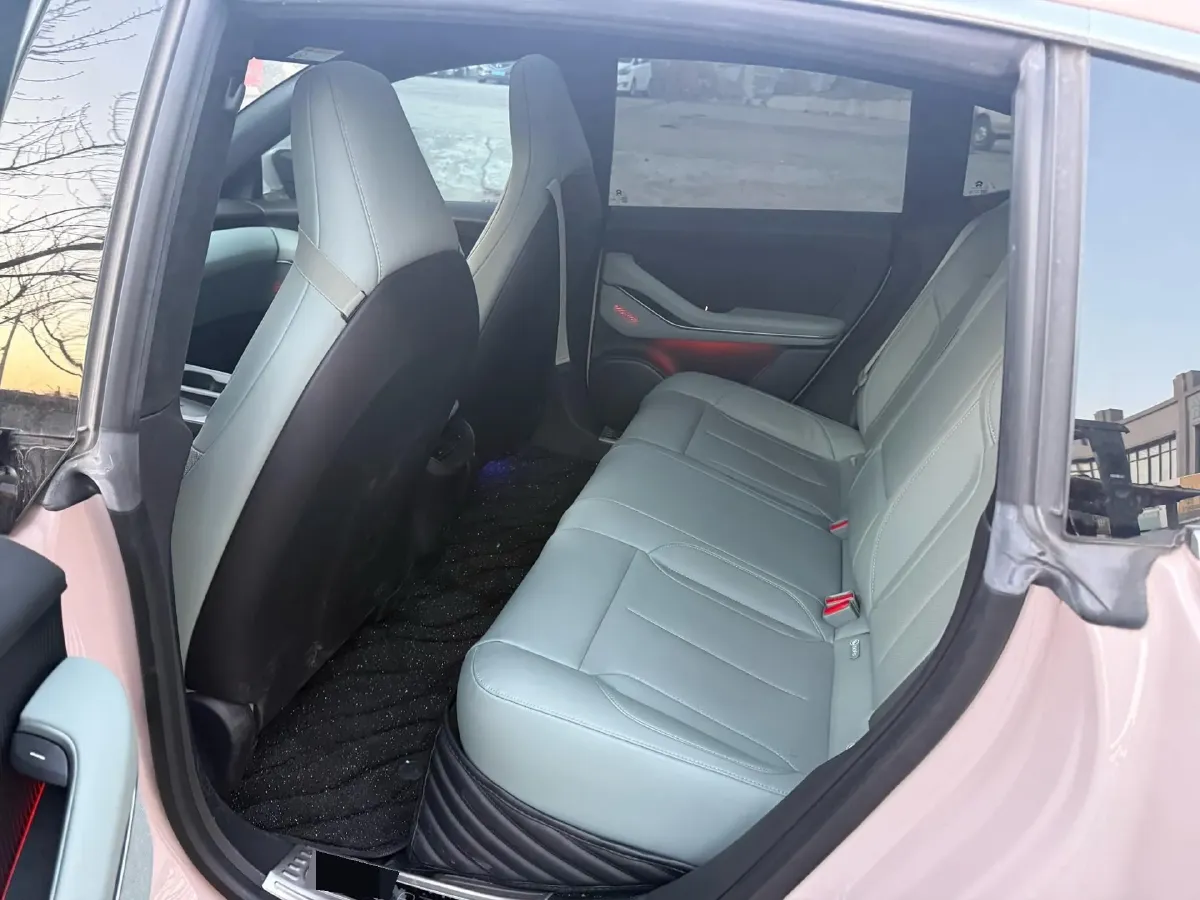 2022 JunTian HeiWuShi Youth 2.0T 203HP L4 6AT,autocango,china used car exporter,china ev exporter,chinese used car exporter,chinese used ev exporter