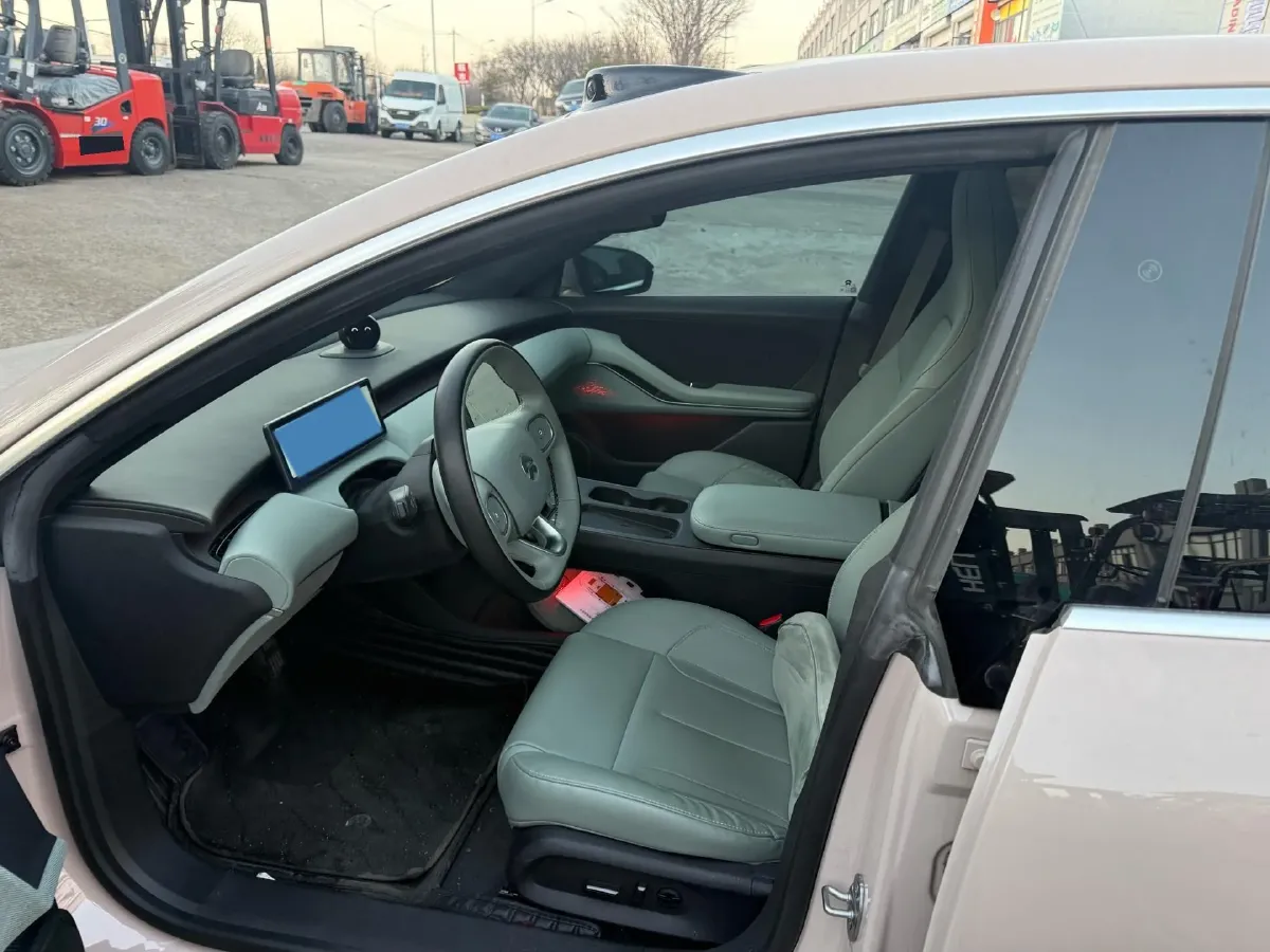 2022 JunTian HeiWuShi Youth 2.0T 203HP L4 6AT,autocango,china used car exporter,china ev exporter,chinese used car exporter,chinese used ev exporter