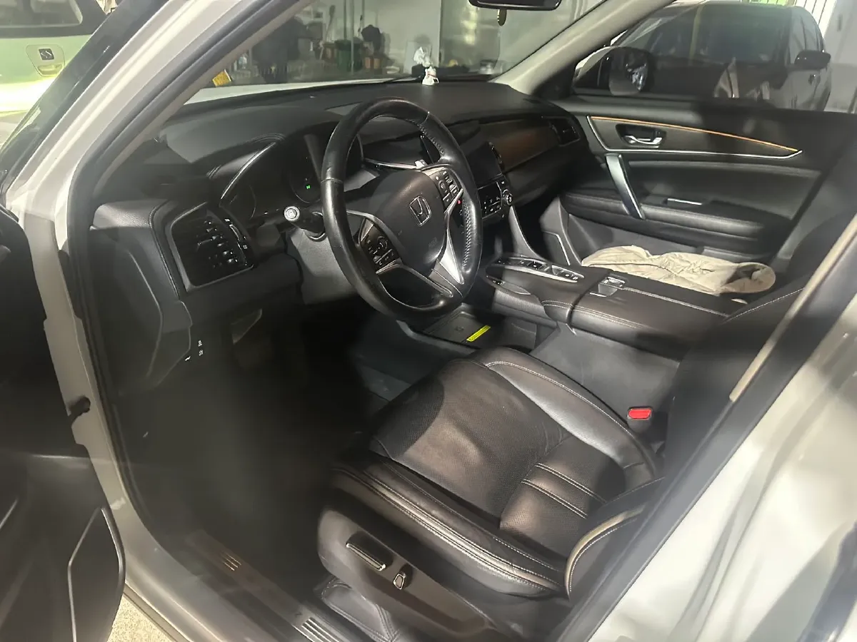 2020 Honda Avancier 2.0T 272HP L4 9AT,autocango,china used car exporter,china ev exporter,chinese used car exporter,chinese used ev exporter