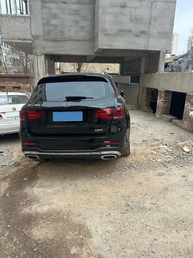 2022 Mercedes-Benz GLC Class 2.0T 258HP L4 9AT,autocango,china used car exporter,china ev exporter,chinese used car exporter,chinese used ev exporter