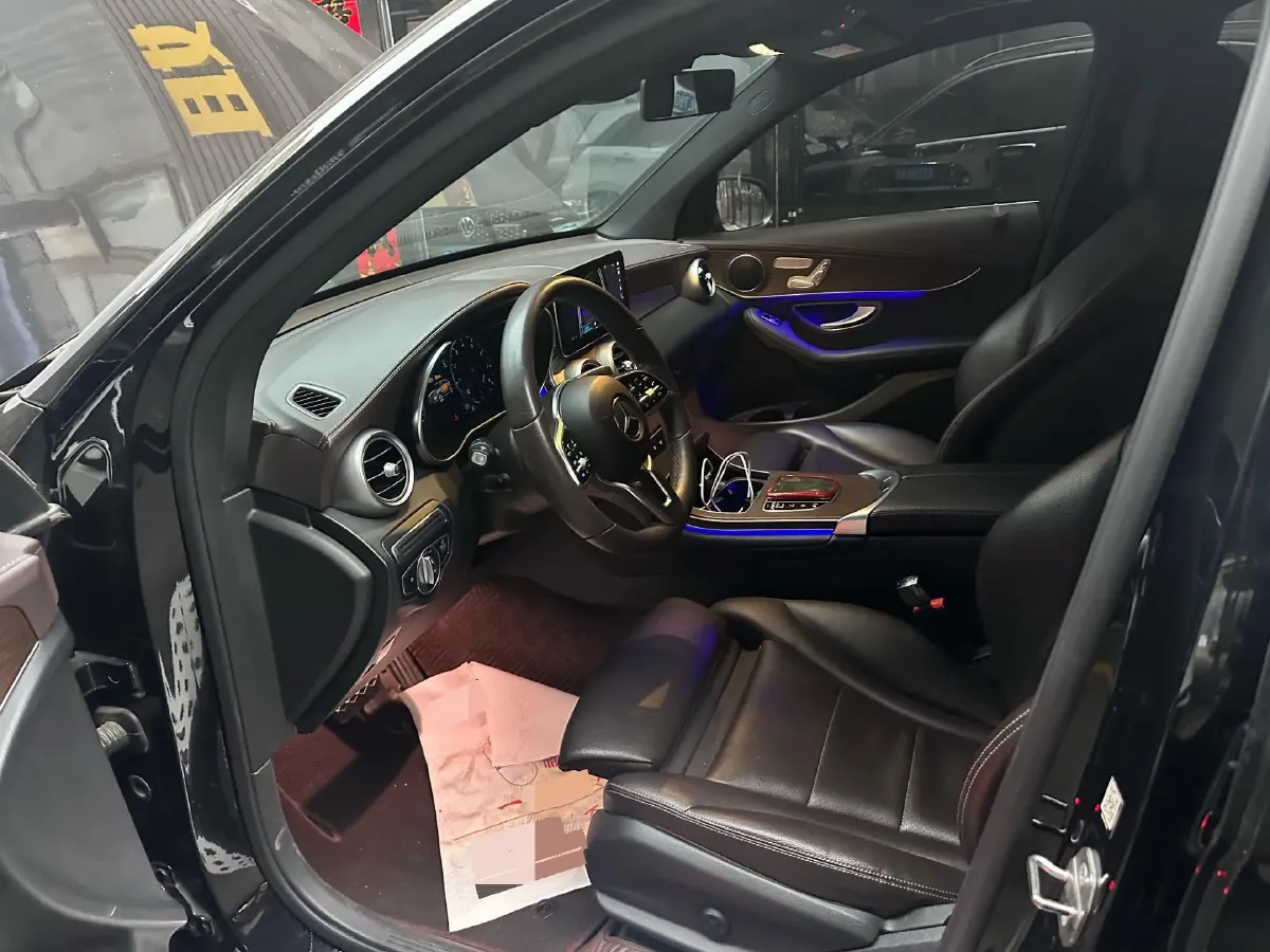 2022 Mercedes-Benz GLC Class 2.0T 258HP L4 9AT,autocango,china used car exporter,china ev exporter,chinese used car exporter,chinese used ev exporter