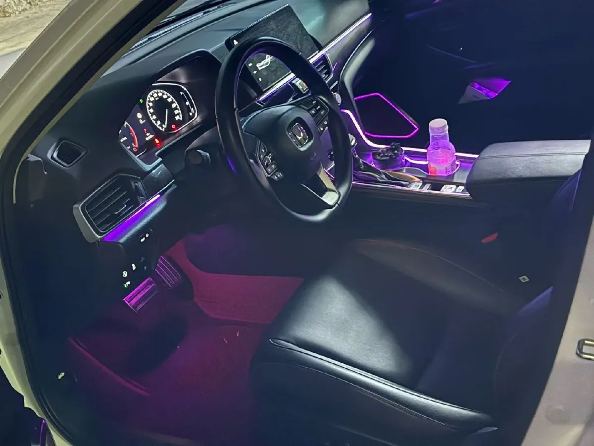 2022 Honda Accord 1.5T 194HP L4 CVT,autocango,china used car exporter,china ev exporter,chinese used car exporter,chinese used ev exporter