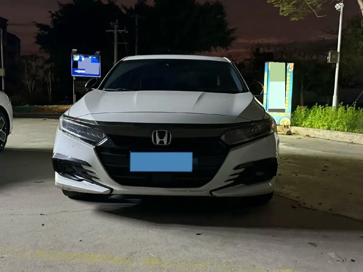 2022 Honda Accord 1.5T 194HP L4 CVT,autocango,china used car exporter,china ev exporter,chinese used car exporter,chinese used ev exporter