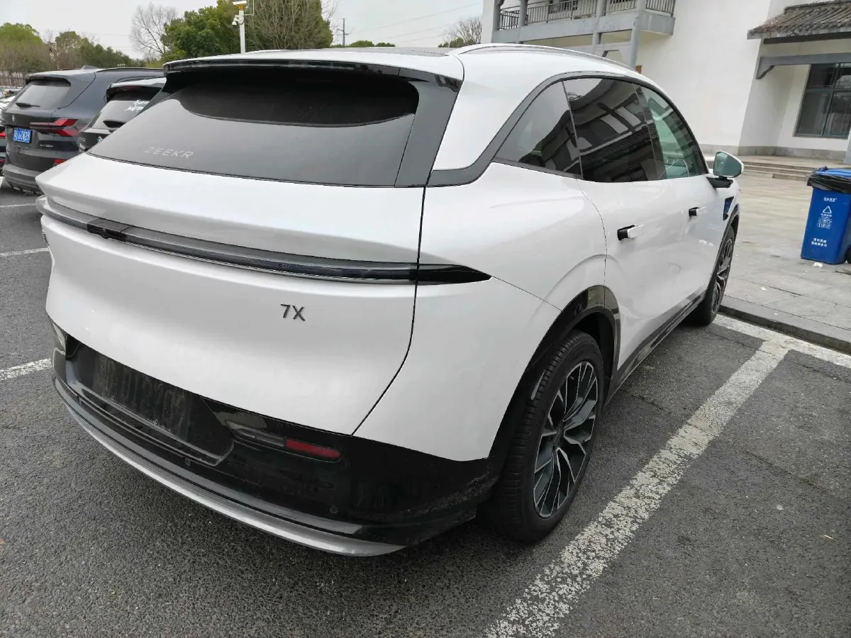 2025 Zeekr 7X BEV 100KWH,autocango,china used car exporter,china ev exporter,chinese used car exporter,chinese used ev exporter