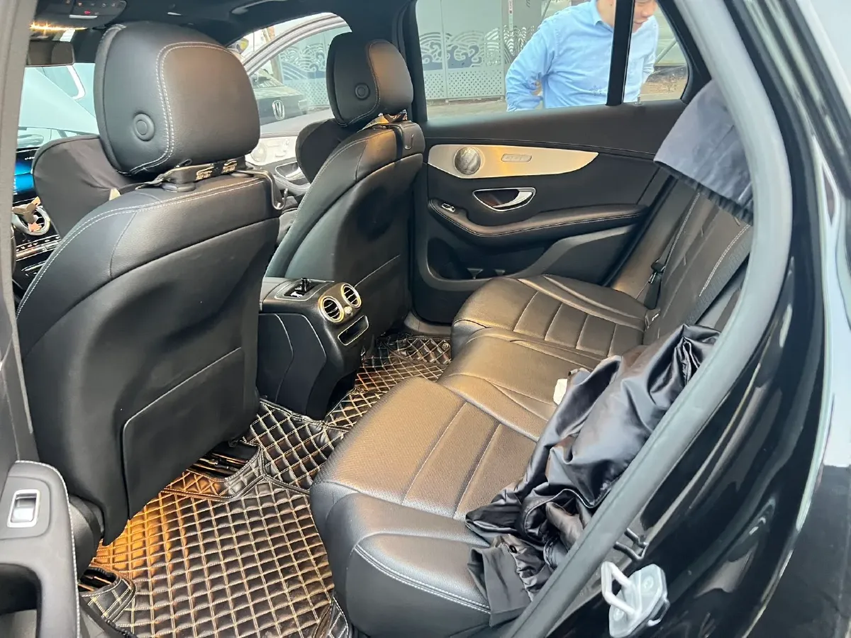 2021 Mercedes-Benz GLC Class 2.0T 197HP L4 9AT,autocango,china used car exporter,china ev exporter,chinese used car exporter,chinese used ev exporter