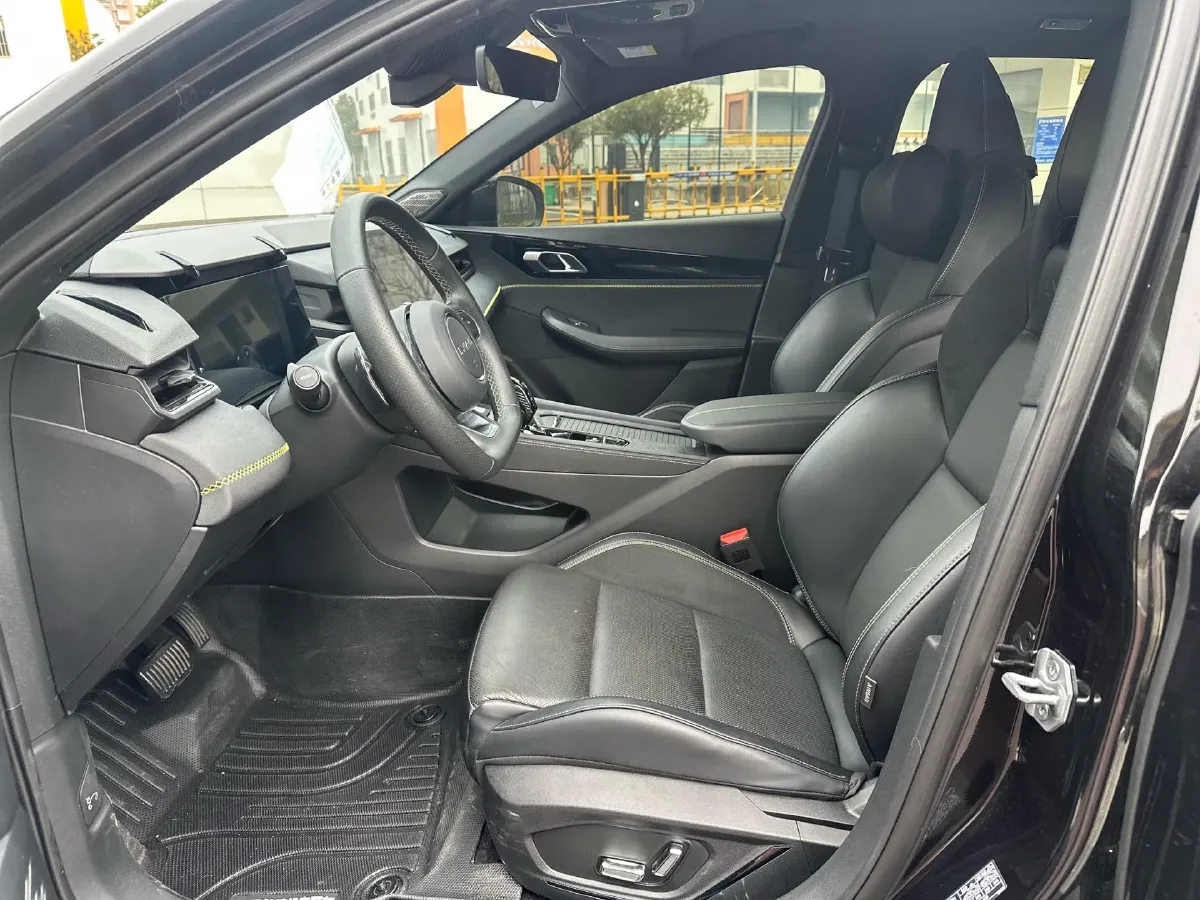 2023 MAXUS G50 1.5T 181HP L4 7DCT,autocango,china used car exporter,china ev exporter,chinese used car exporter,chinese used ev exporter