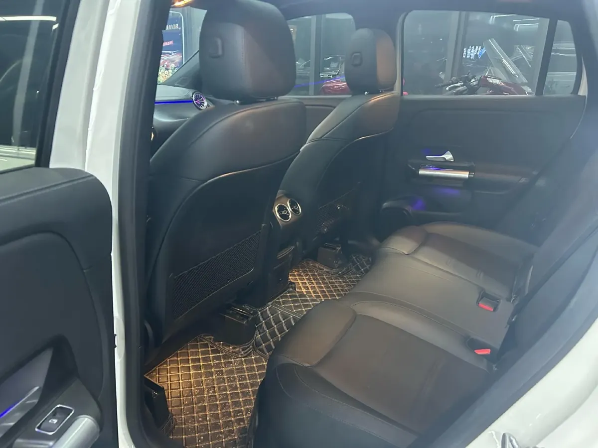 2022 Mercedes-Benz GLA Class 1.3T 163HP L4 7DCT,autocango,china used car exporter,china ev exporter,chinese used car exporter,chinese used ev exporter