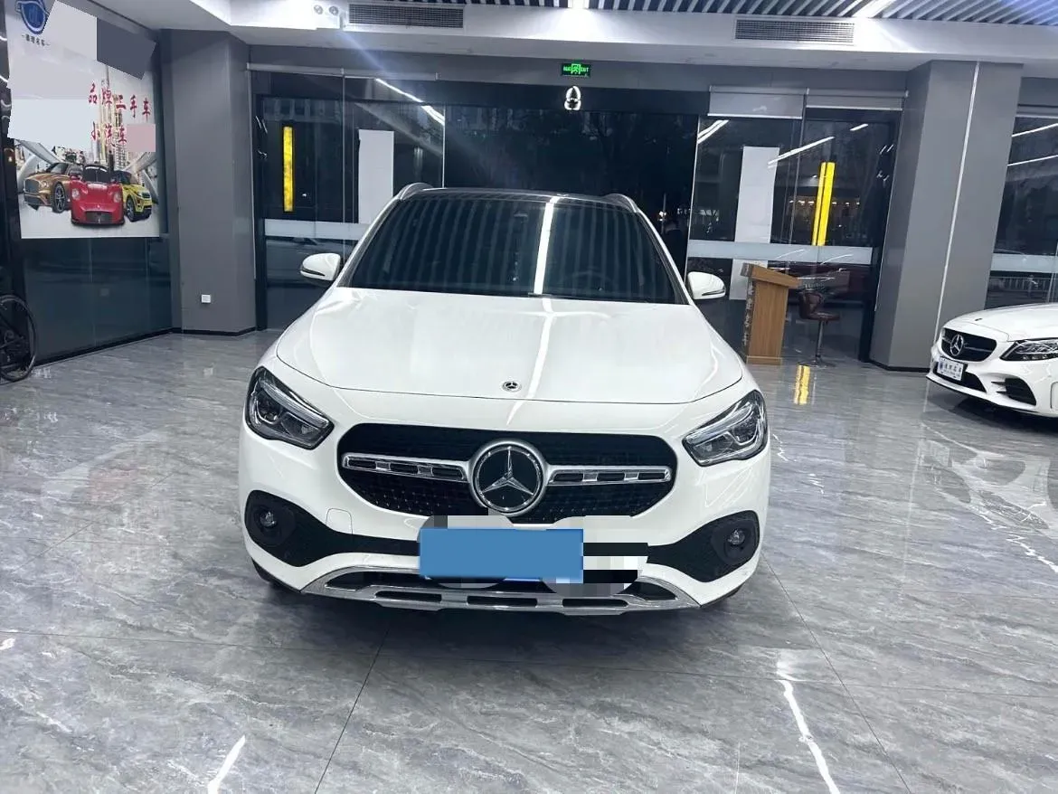 2022 Mercedes-Benz GLA Class 1.3T 163HP L4 7DCT,autocango,china used car exporter,china ev exporter,chinese used car exporter,chinese used ev exporter