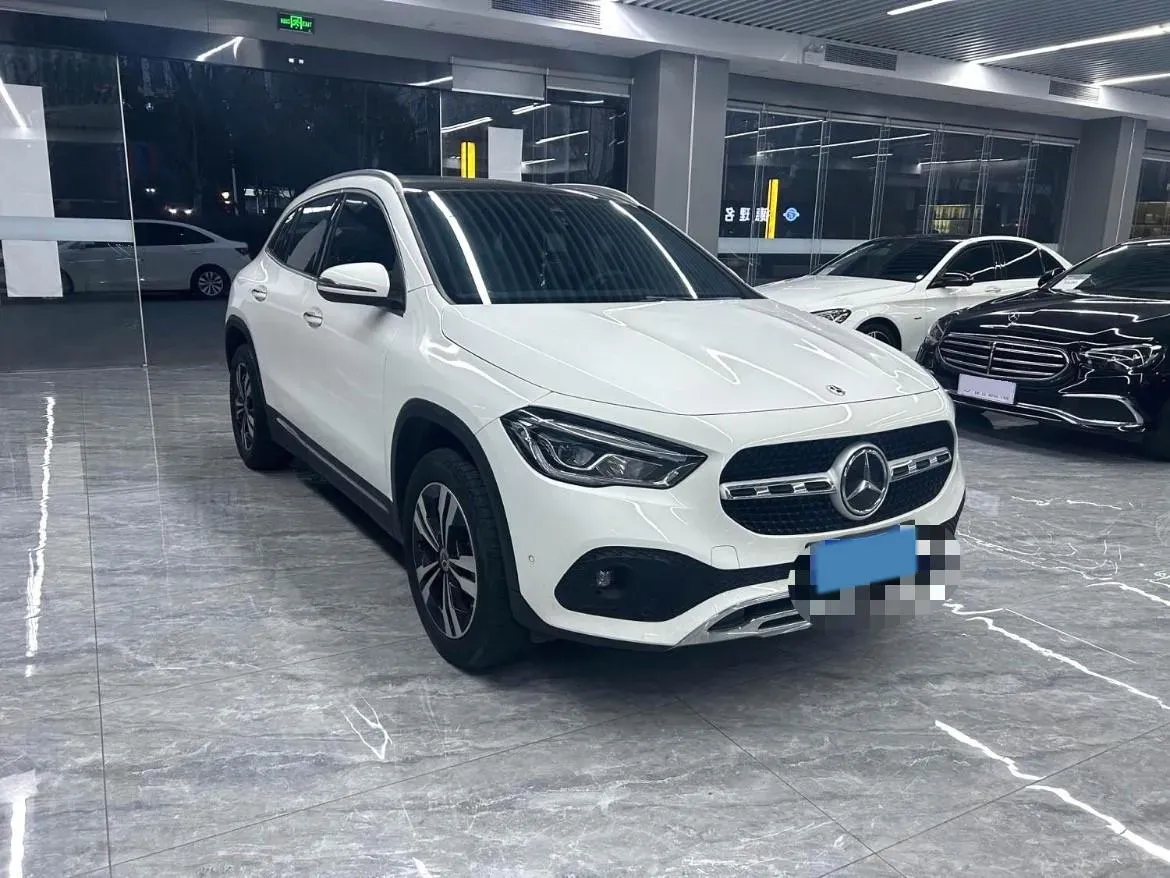 2022 Mercedes-Benz GLA Class 1.3T 163HP L4 7DCT,autocango,china used car exporter,china ev exporter,chinese used car exporter,chinese used ev exporter