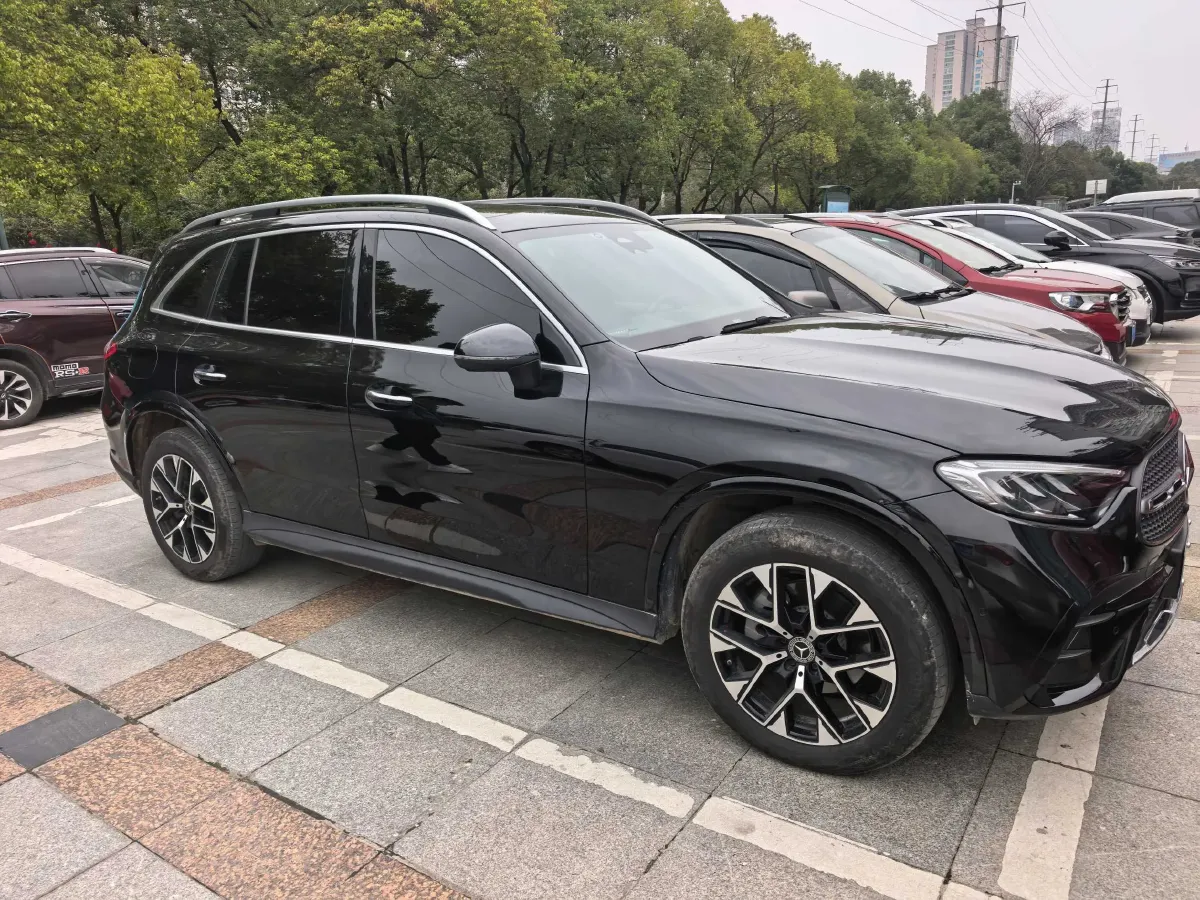 2024 Mercedes-Benz GLC Class 2.0T 204HP L4 9AT,autocango,china used car exporter,china ev exporter,chinese used car exporter,chinese used ev exporter