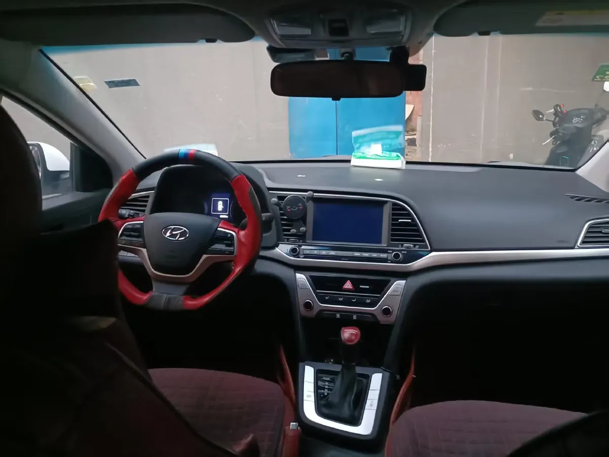 2016 Hyundai Elantra 1.6L 130HP L4 6AT,autocango,china used car exporter,china ev exporter,chinese used car exporter,chinese used ev exporter