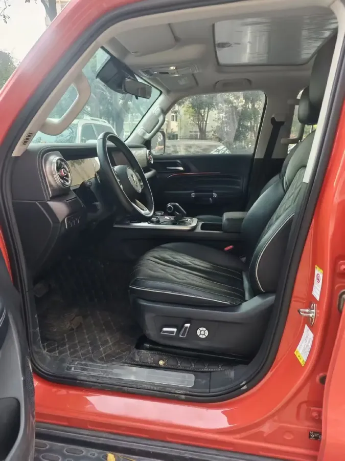 2024 Tank 300 2.0T 227HP L4 8AT,autocango,china used car exporter,china ev exporter,chinese used car exporter,chinese used ev exporter