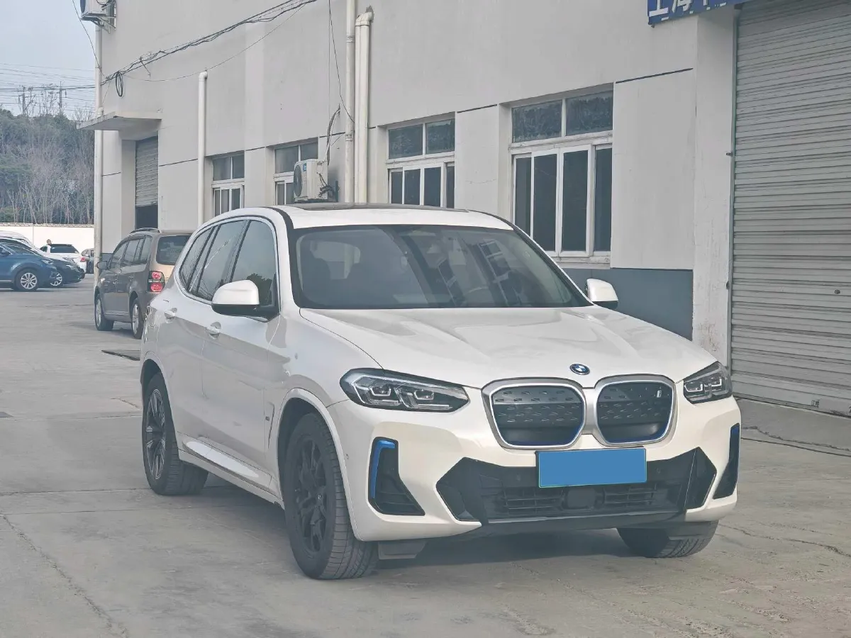 2022 BMW iX3 BEV 80KWH,autocango,china used car exporter,china ev exporter,chinese used car exporter,chinese used ev exporter