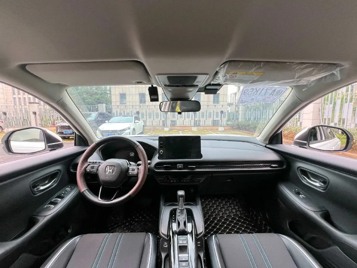 2023 Honda HR-V 1.5T 182HP L4 CVT,autocango,china used car exporter,china ev exporter,chinese used car exporter,chinese used ev exporter