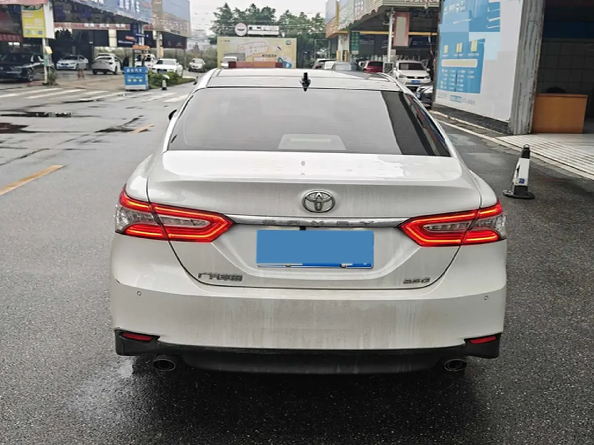 2021 Toyota Camry 2.5L 209HP L4 8AT,autocango,china used car exporter,china ev exporter,chinese used car exporter,chinese used ev exporter