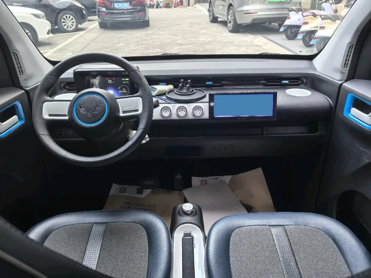 2022 WuLing HongGuang MINI EV BEV 17.3KWH,autocango,china used car exporter,china ev exporter,chinese used car exporter,chinese used ev exporter