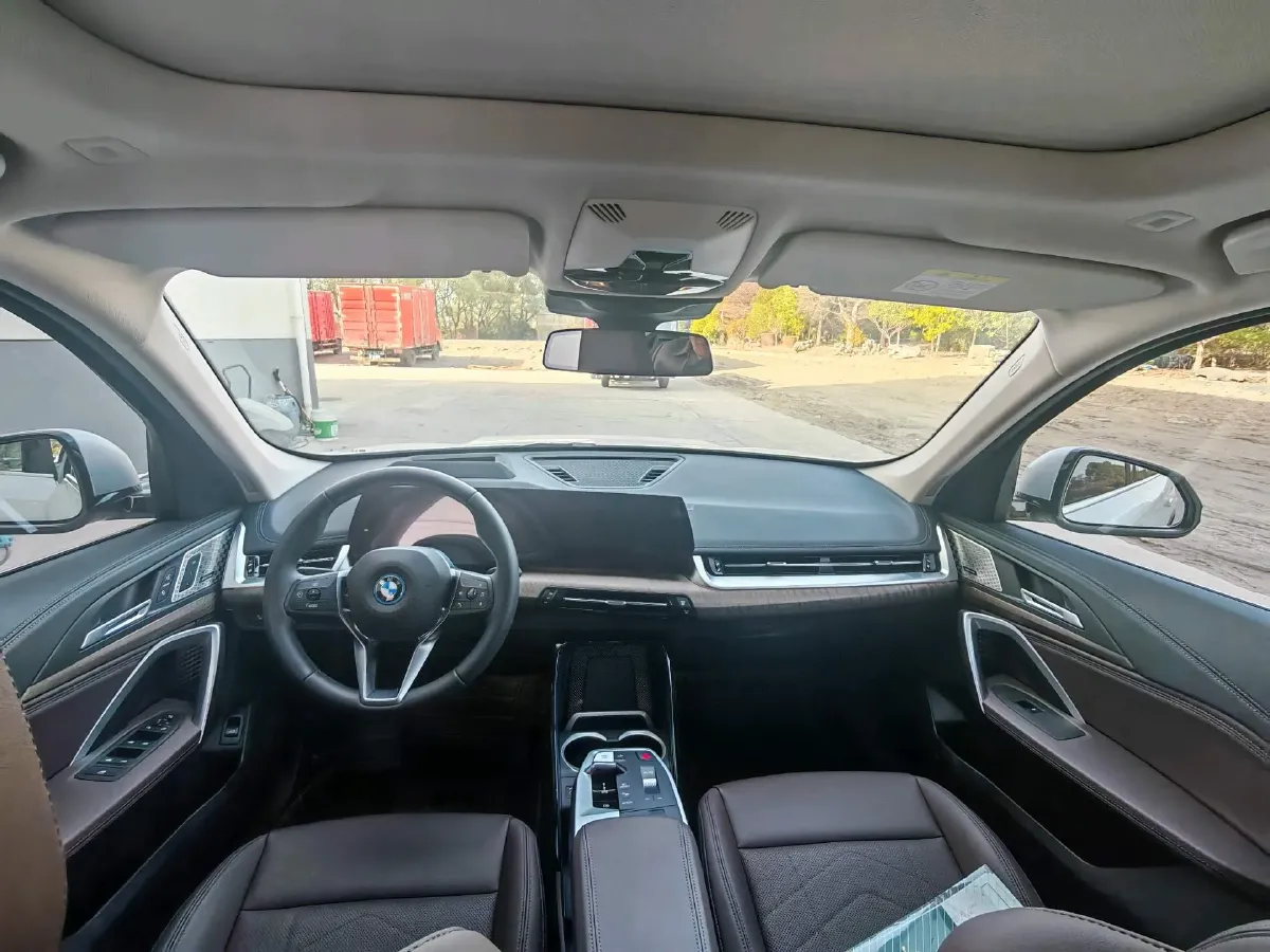 2023 BMW iX1 BEV 66.45KWH,autocango,china used car exporter,china ev exporter,chinese used car exporter,chinese used ev exporter