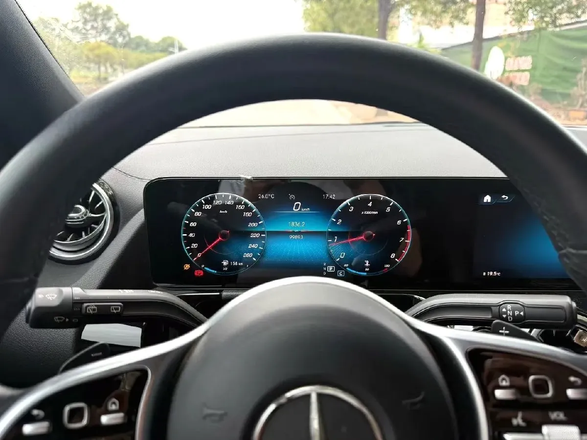 2020 Mercedes-Benz GLA Class 1.3T 163HP L4 7DCT,autocango,china used car exporter,china ev exporter,chinese used car exporter,chinese used ev exporter