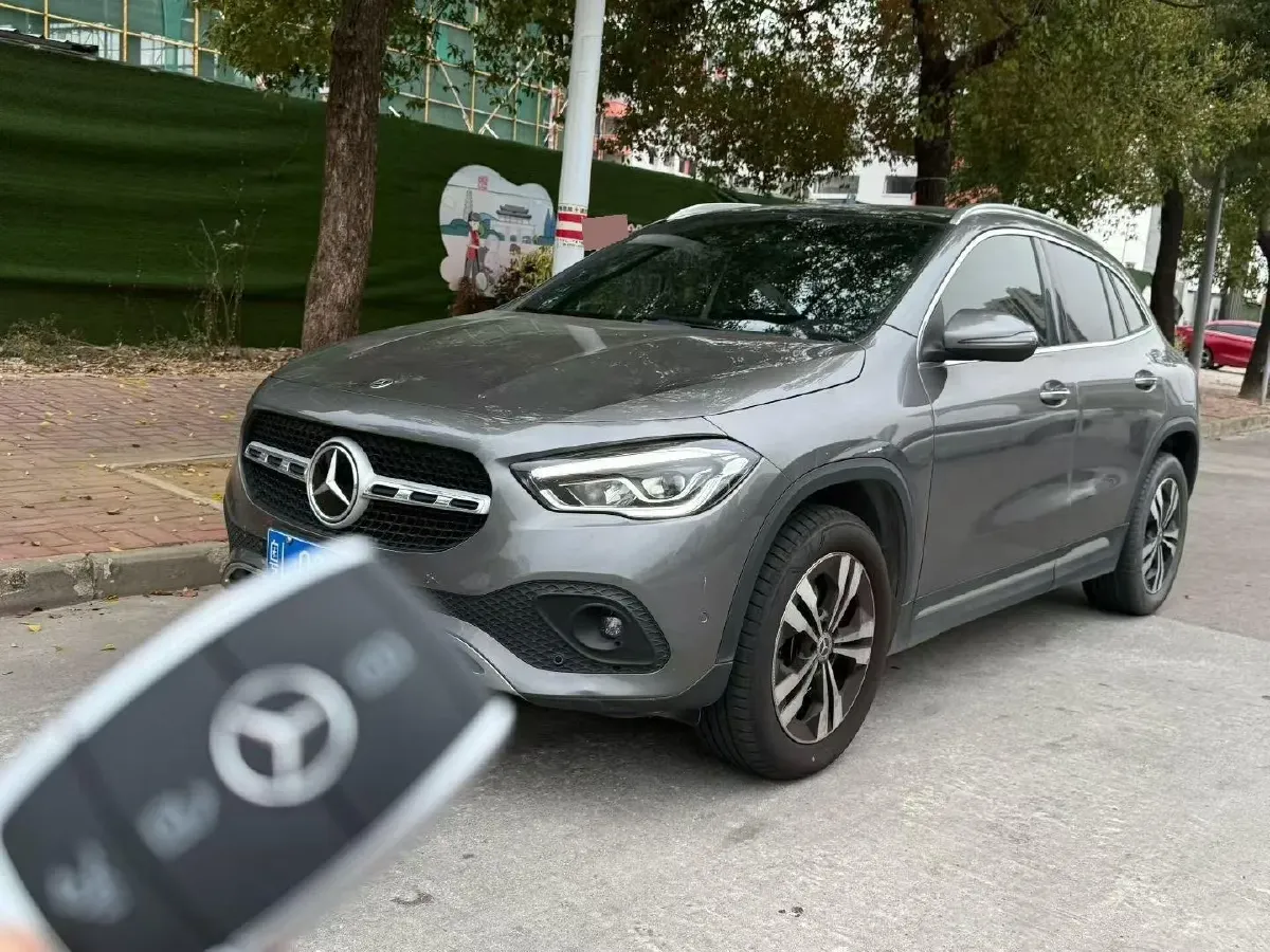 2020 Mercedes-Benz GLA Class 1.3T 163HP L4 7DCT,autocango,china used car exporter,china ev exporter,chinese used car exporter,chinese used ev exporter