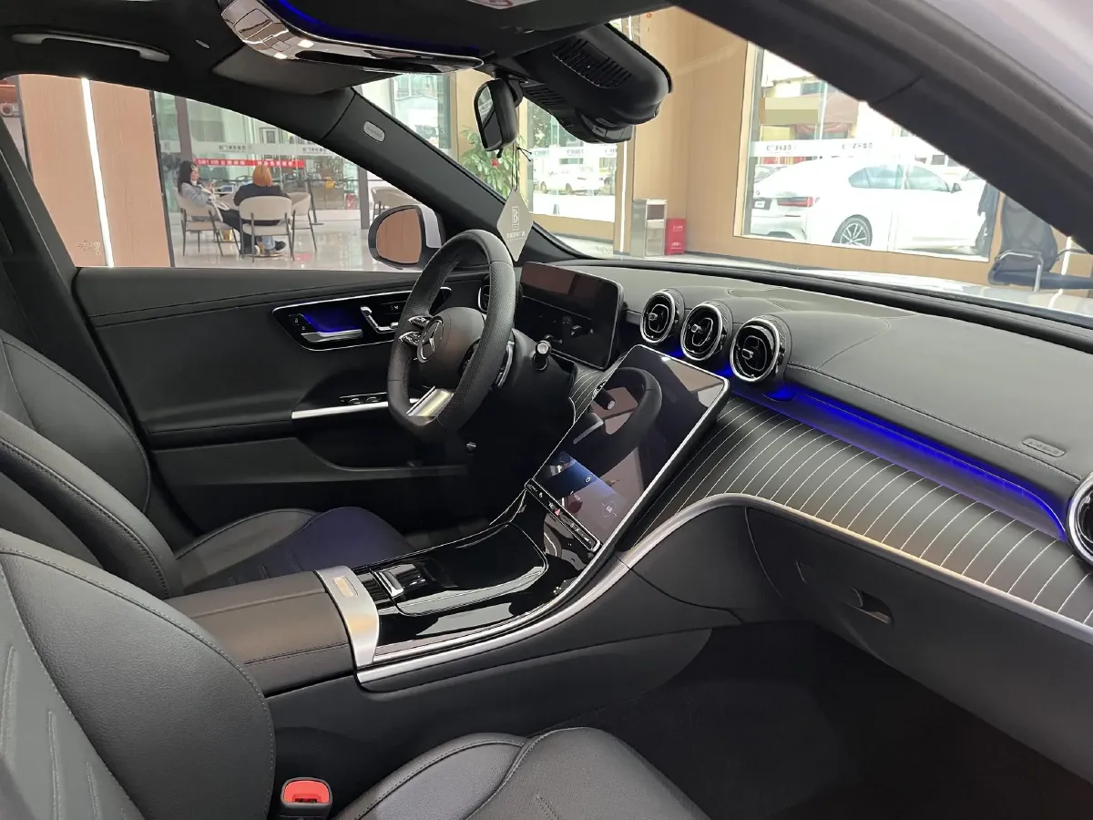 2023 Mercedes-Benz C Class 1.5T 170HP L4 9AT,autocango,china used car exporter,china ev exporter,chinese used car exporter,chinese used ev exporter