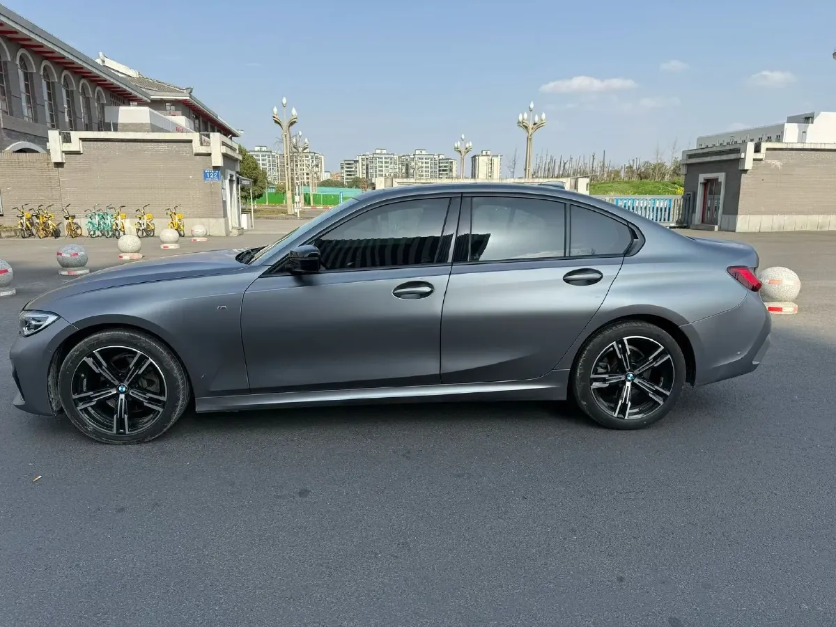 2021 BMW 3 Series 2.0T 184HP L4 8AT,autocango,china used car exporter,china ev exporter,chinese used car exporter,chinese used ev exporter