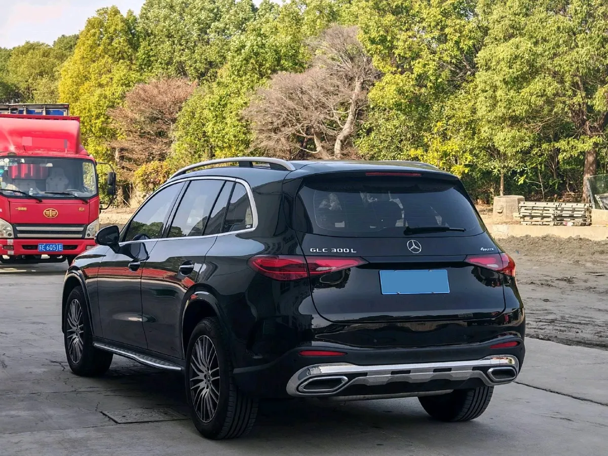 2024 Mercedes-Benz GLC Class 2.0T 258HP L4 9AT,autocango,china used car exporter,china ev exporter,chinese used car exporter,chinese used ev exporter