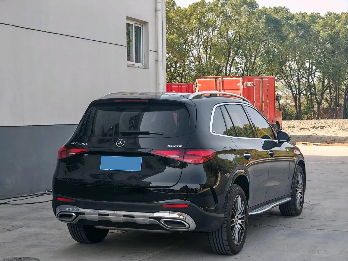 2024 Mercedes-Benz GLC Class 2.0T 258HP L4 9AT,autocango,china used car exporter,china ev exporter,chinese used car exporter,chinese used ev exporter