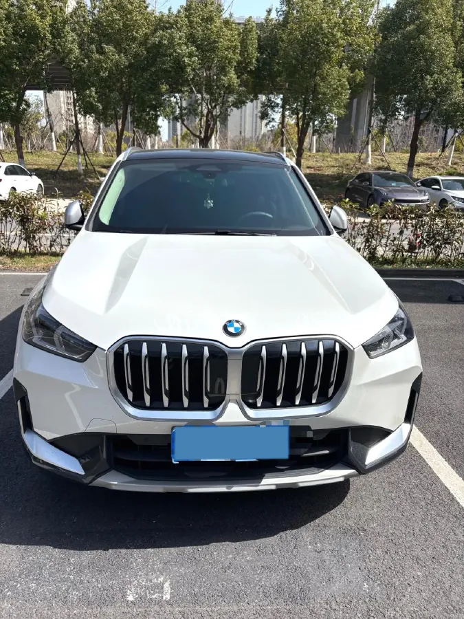 2024 BMW X1 2.0T 204HP L4 7DCT,autocango,china used car exporter,china ev exporter,chinese used car exporter,chinese used ev exporter