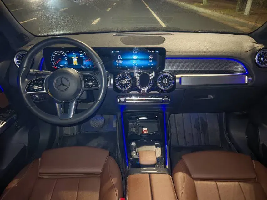 2023 Mercedes-Benz GLB Class 2.0T 190HP L4 8DCT,autocango,china used car exporter,china ev exporter,chinese used car exporter,chinese used ev exporter