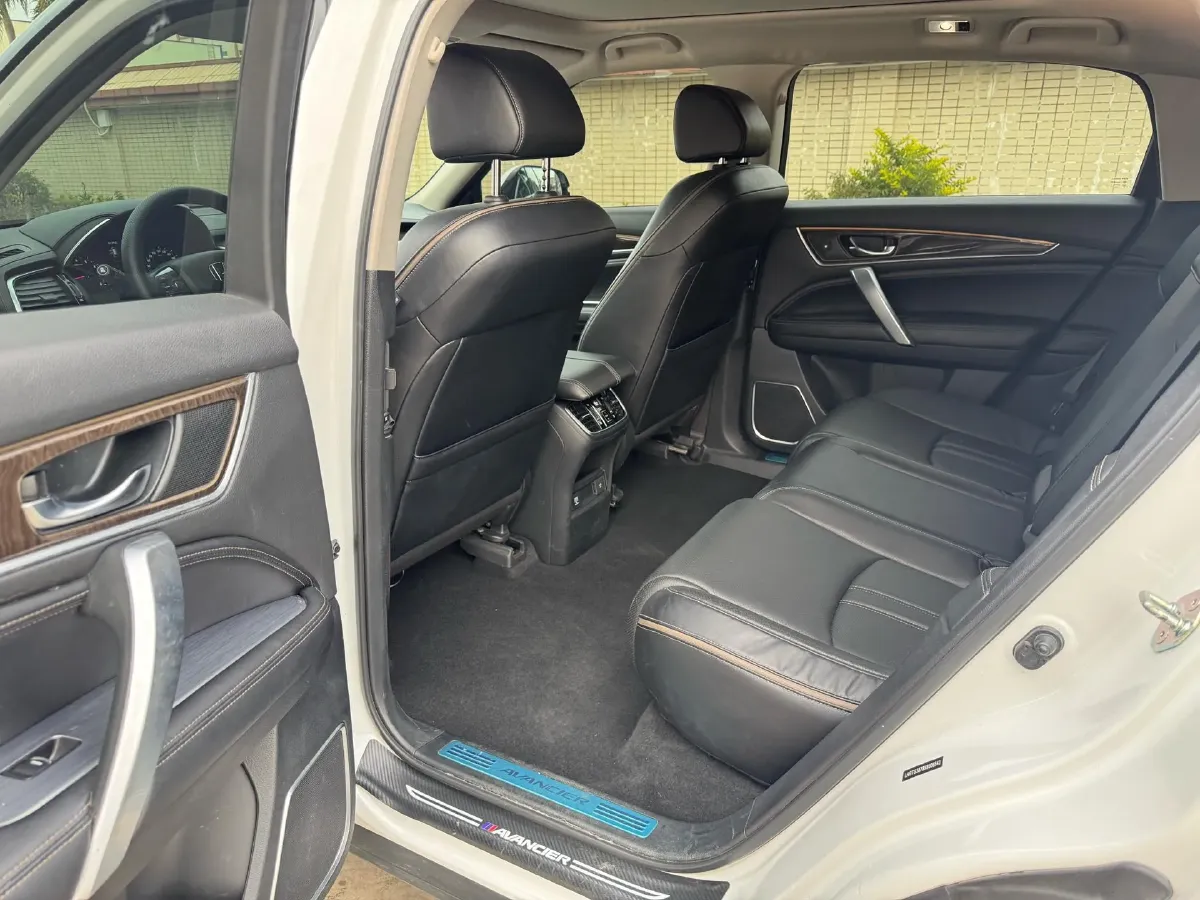 2020 Honda Avancier 2.0T 272HP L4 9AT,autocango,china used car exporter,china ev exporter,chinese used car exporter,chinese used ev exporter