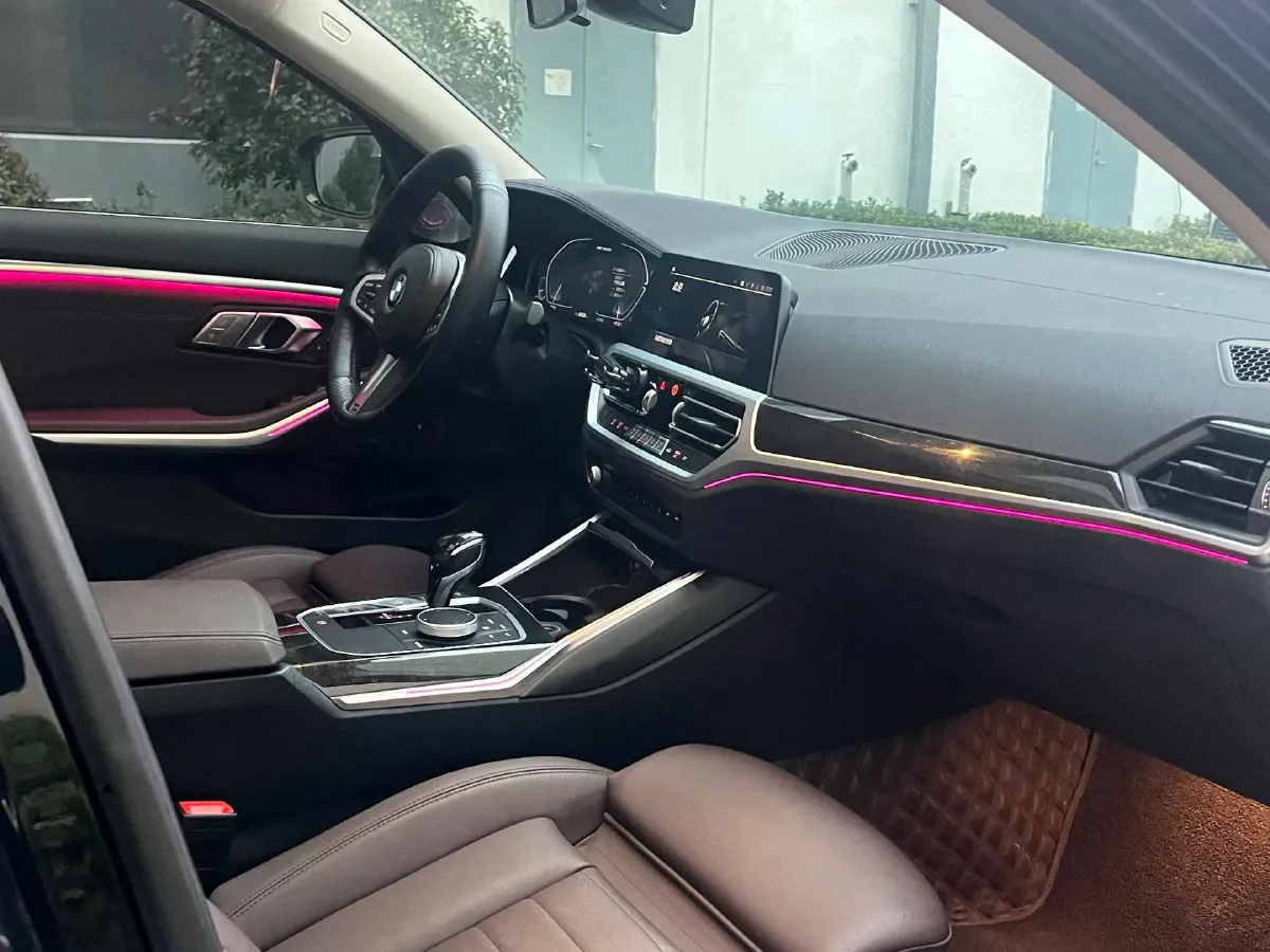 2020 BMW 3 Series 2.0T 184HP L4 8AT,autocango,china used car exporter,china ev exporter,chinese used car exporter,chinese used ev exporter