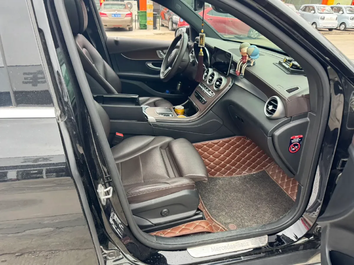 2020 Mercedes-Benz GLC Class 2.0T 258HP L4 9AT,autocango,china used car exporter,china ev exporter,chinese used car exporter,chinese used ev exporter