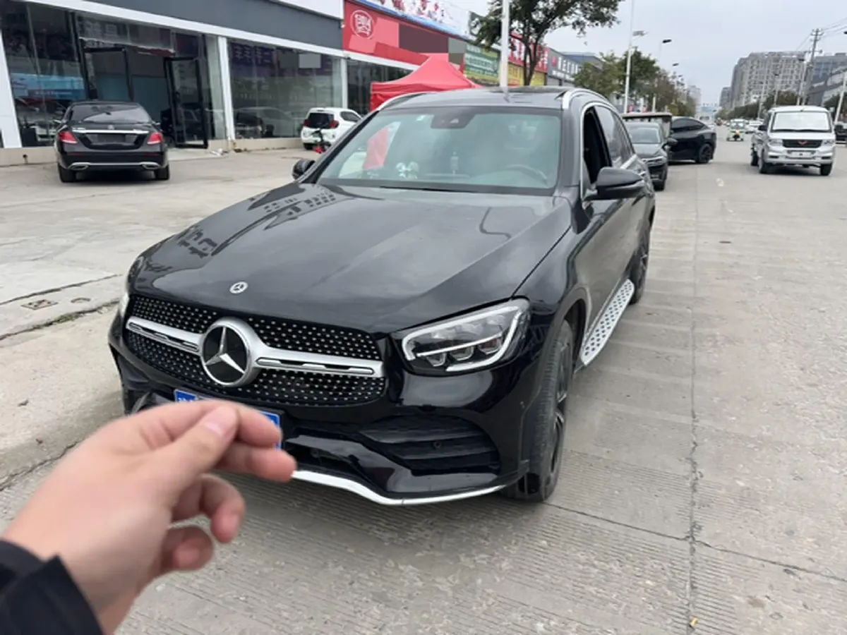 2020 Mercedes-Benz GLC Class 2.0T 258HP L4 9AT,autocango,china used car exporter,china ev exporter,chinese used car exporter,chinese used ev exporter