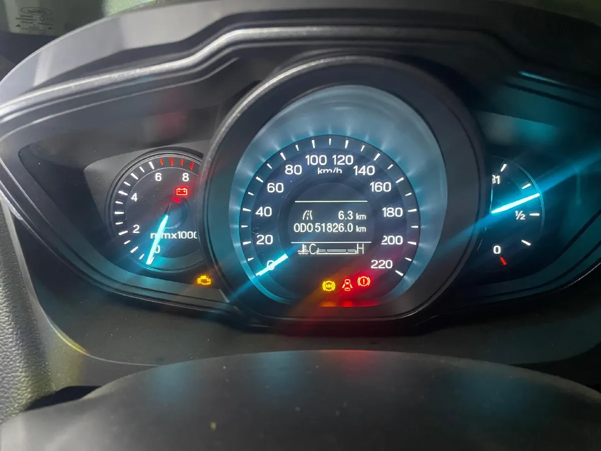 2019 Ford Escort 1.5L 122HP L3 6MT,autocango,china used car exporter,china ev exporter,chinese used car exporter,chinese used ev exporter