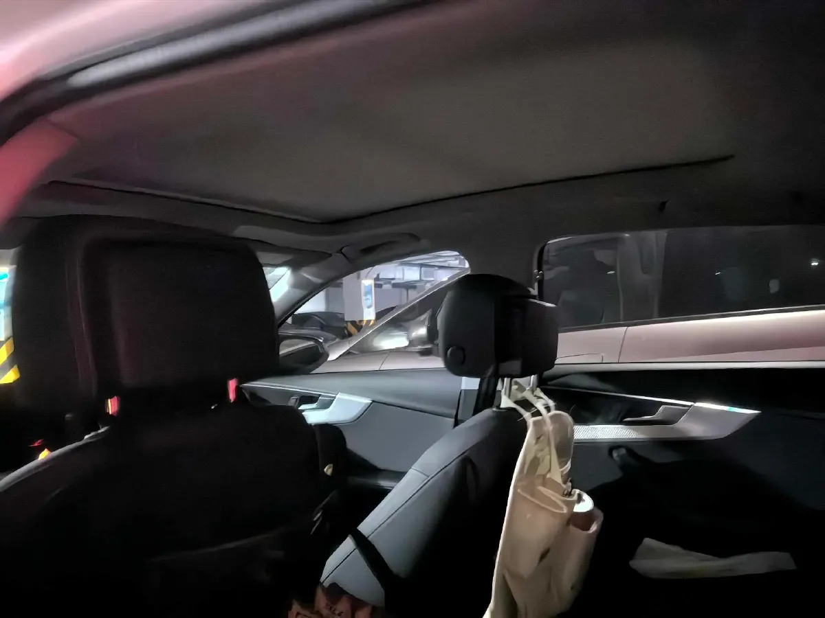 2020 Audi A4L 2.0T 190HP L4 7DCT,autocango,china used car exporter,china ev exporter,chinese used car exporter,chinese used ev exporter