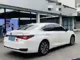 2025 Lexus ES 2.5L 178HP L4 E-CVT Hybrid