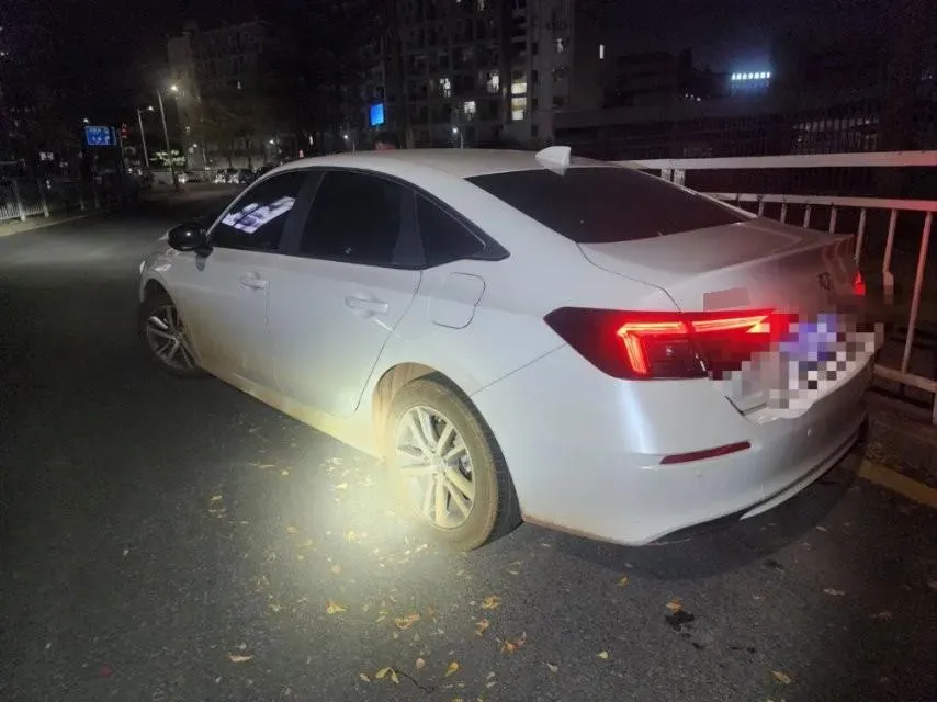 2025 Honda Civic 1.5T 182HP L4 CVT,autocango,china used car exporter,china ev exporter,chinese used car exporter,chinese used ev exporter