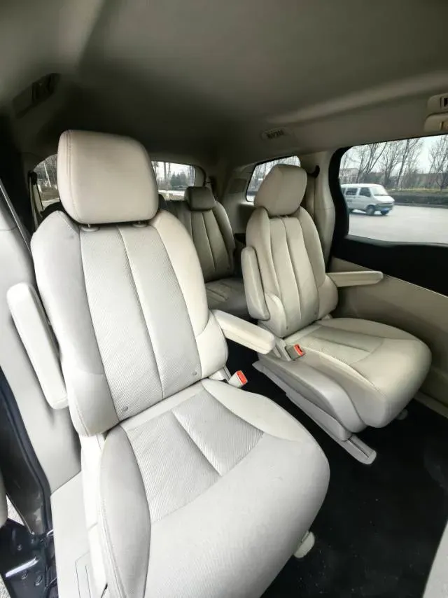 2023 Buick GL8 2.0T 237HP L4 9AT,autocango,china used car exporter,china ev exporter,chinese used car exporter,chinese used ev exporter