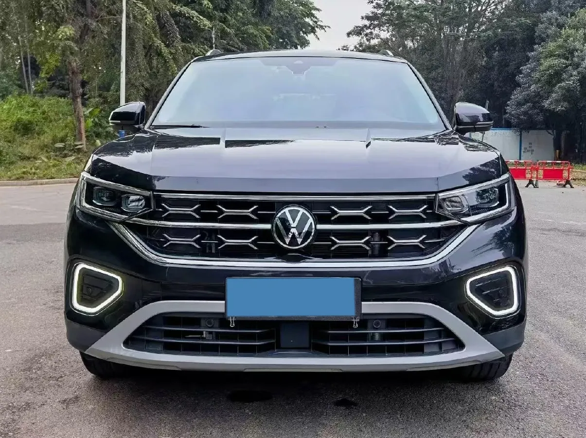 2022 Volkswagen Tayron 2.0T 186HP L4 7DCT,autocango,china used car exporter,china ev exporter,chinese used car exporter,chinese used ev exporter