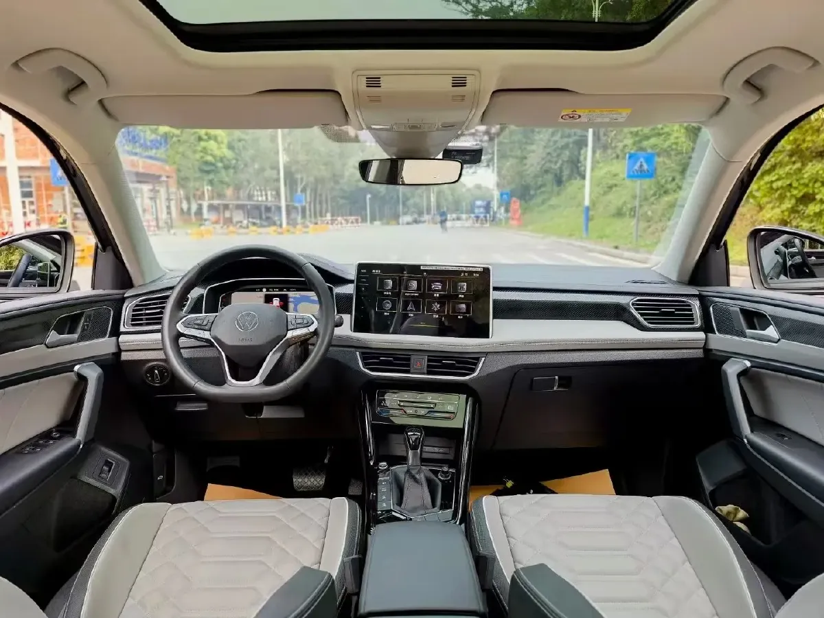 2022 Volkswagen Tayron 2.0T 186HP L4 7DCT,autocango,china used car exporter,china ev exporter,chinese used car exporter,chinese used ev exporter