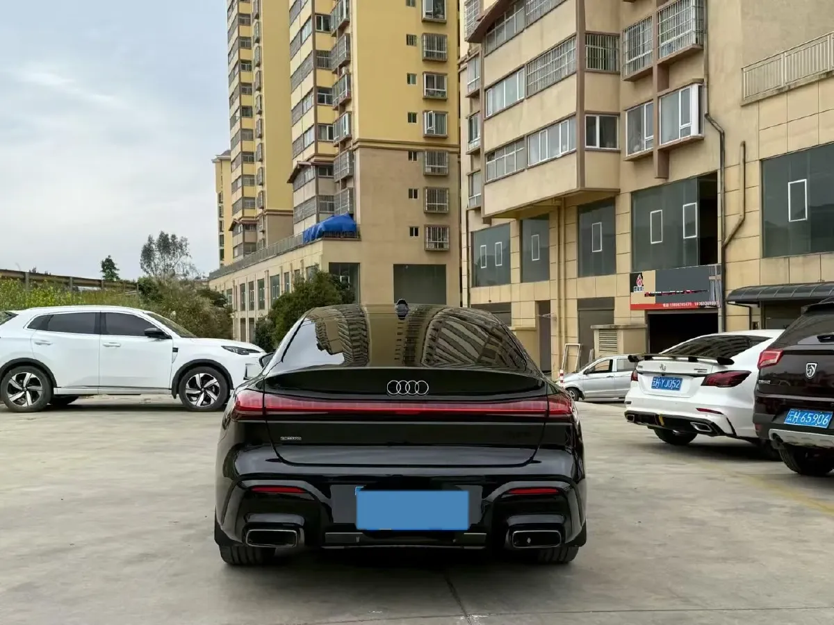 2026 Audi A5L Sportback 2.0T 204HP L4 7DCT,autocango,china used car exporter,china ev exporter,chinese used car exporter,chinese used ev exporter