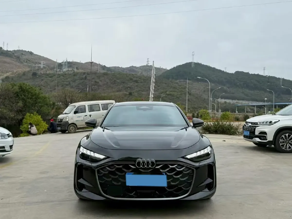 2026 Audi A5L Sportback 2.0T 204HP L4 7DCT,autocango,china used car exporter,china ev exporter,chinese used car exporter,chinese used ev exporter