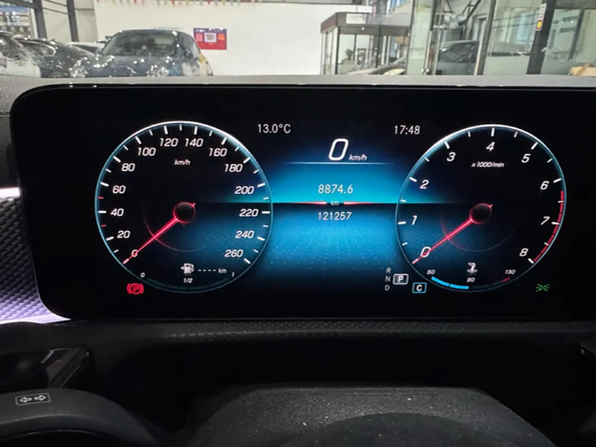 2022 Mercedes-Benz A Class 1.3T 136HP L4 7DCT,autocango,china used car exporter,china ev exporter,chinese used car exporter,chinese used ev exporter